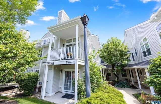 1123 Hyde Park Court photos photos