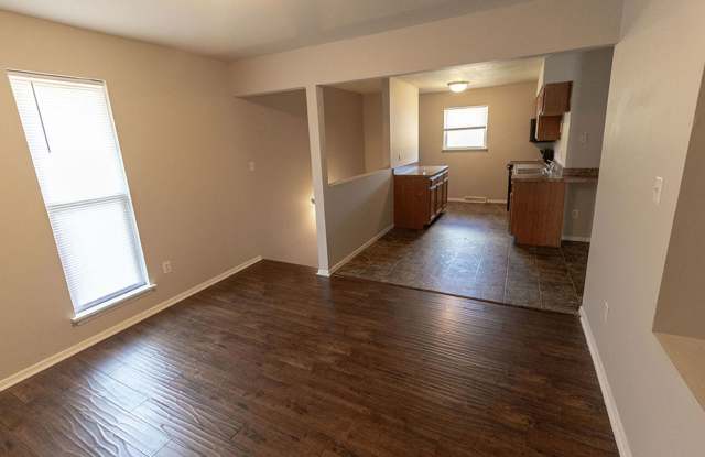 Large 4 bedroom Duplex Gallery 4