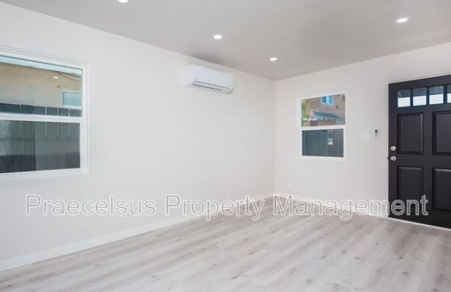 112 E 5th St Gallery 4