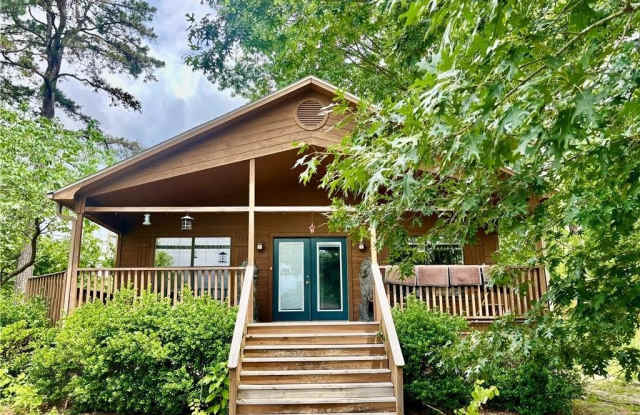 820 Ray  AVE photos photos