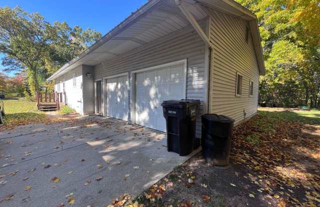 3 Bedroom Home in Middleville photos photos 3 Bedroom Home in Middleville photos photos