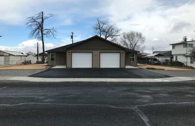 Newer Construction Duplex!! photos photos