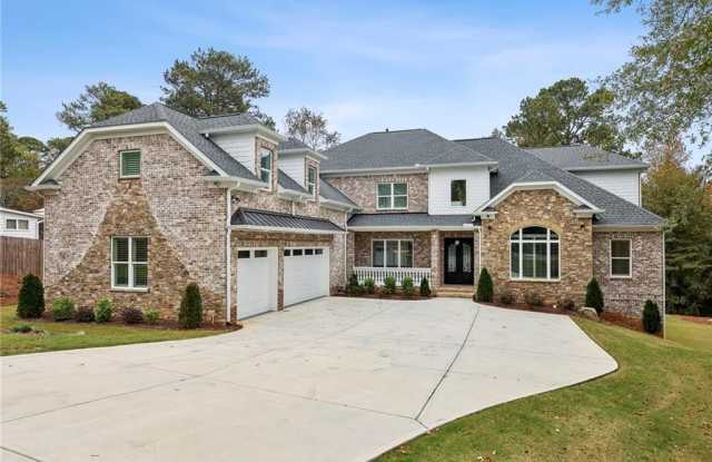 3750 Robinson Road NE photos photos