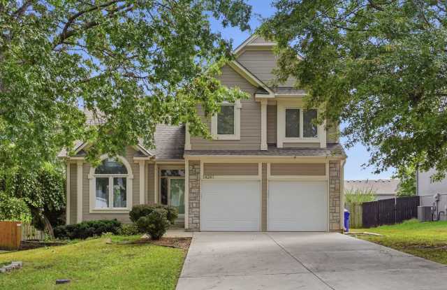 Spacious 4-Bedroom Home in Olathe’s Eastbrooke Neighborhood Gallery 4