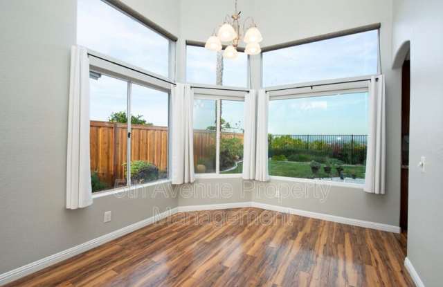 3734 Via Las Villas Gallery 4