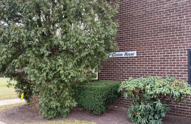 4701 PENNELL Gallery 2