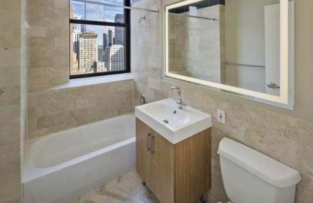 17 Battery Place Gallery 4