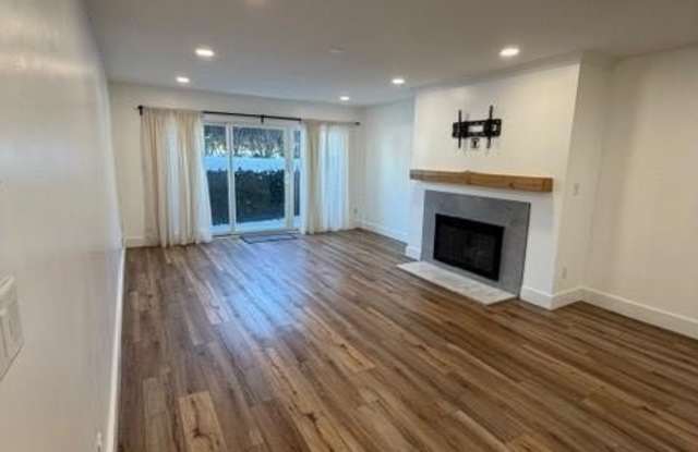 77 Atterbury Boulevard Gallery 3