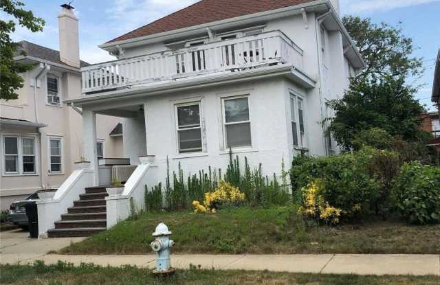 147 E Walnut Street photos photos