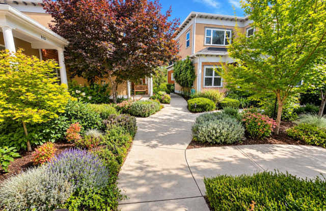 913 Plum Ridge Dr Gallery 2