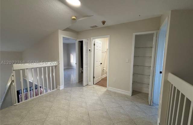 10151 SW 154th Cir Ct Gallery 4