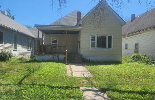 Large, Newly Renovated 3 Bedroom 2 Bathroom photos photos