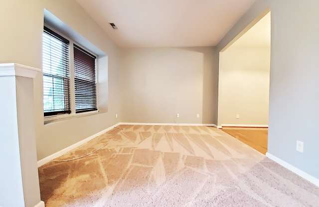 618 Wye Oak Drive - 1 Gallery 3