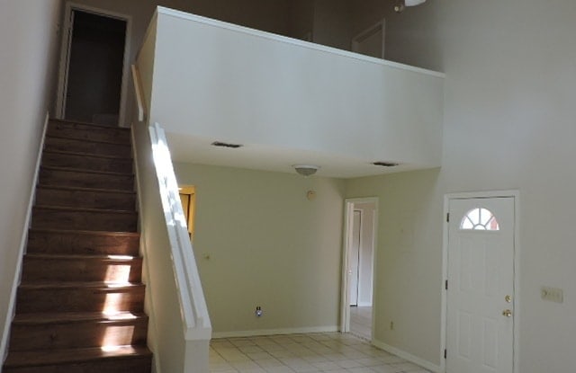 1004 West Defender Court - 1004 Defender Ct W, Jacksonville, FL 32233