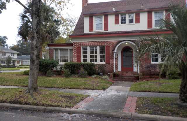 1443 AVONDALE AVE Gallery 2