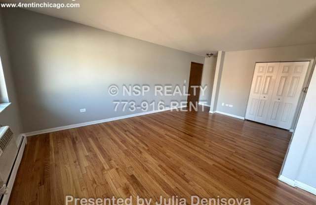 1639 Oakwood Gallery 2