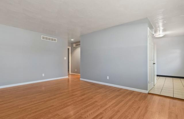 2271-2277 East Laurel 4-Plex photos photos