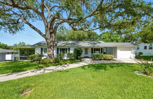 1426 CRESTVIEW DRIVE photos photos