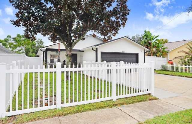 3122 W GRACE STREET photos photos