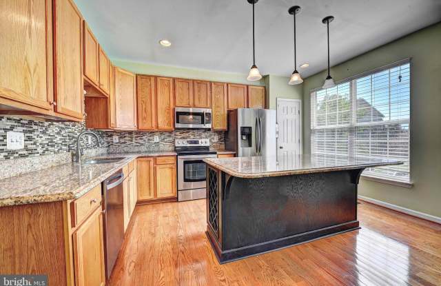 44134 PAGET TERRACE Gallery 2