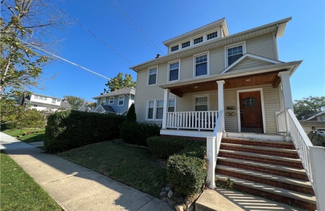 1143 Cranford Avenue - 1143 Cranford Avenue, Lakewood, OH 44107