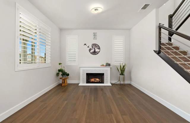 Executive 5 Bedroom, 3 Bathroom Rocklin Home in Whitney Ranch Gallery 4