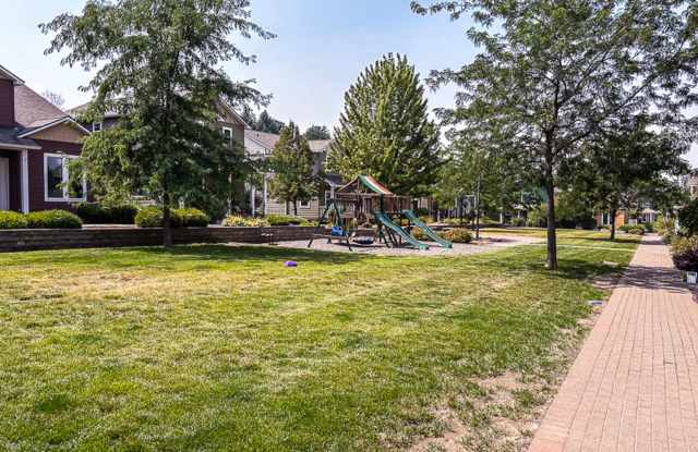 Beautiful Custom 4bed/3bath Single Family Home Gallery 4