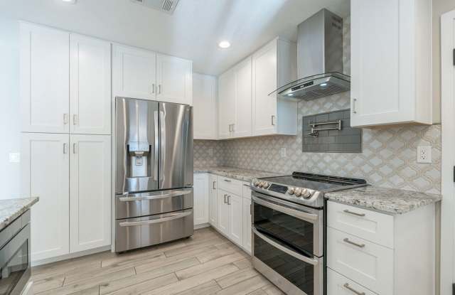 BEAUTIFUL SOUTH SCOTTSDALE - CORNER LOT  POOL! photos photos