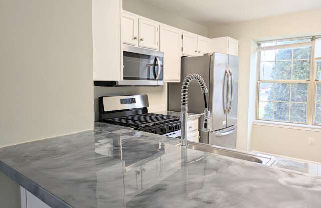 7580 THURSTON Lane photos photos