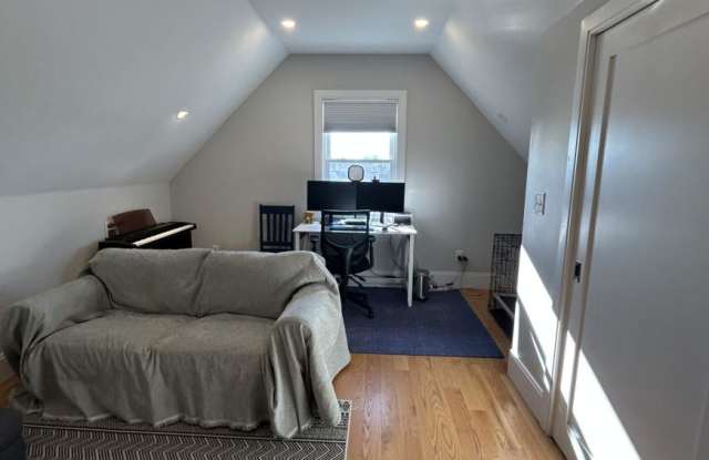 319 Washington St. photos photos