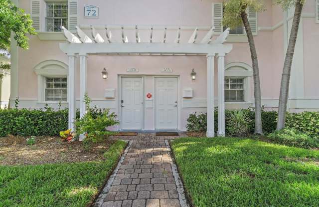 165 Pompano Dr SE, St Petersburg, FL 33705 Gallery 4
