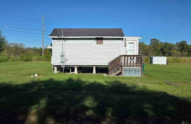Tiny home with large yard - 1056 Harry Huval Road, St. Martin County, LA 70517 Tiny home with large yard - 1056 Harry Huval Road, St. Martin County, LA 70517