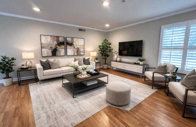 2 Bedroom Condo in Orange photos photos