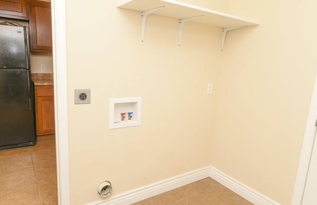 200 Rylee Circle - B Gallery 4