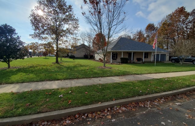 100 Tenhob Dr - 100 Tenhob Drive, Nicholasville, KY 40356