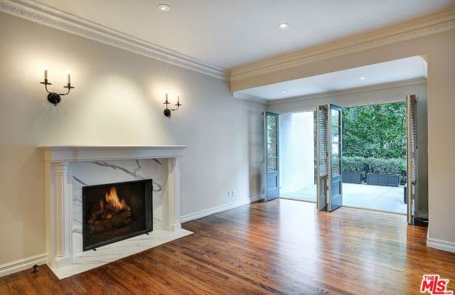 149 S Rodeo Dr Gallery 3