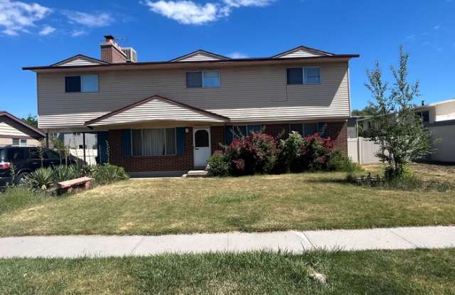 479 East Bridlewood Drive photos photos