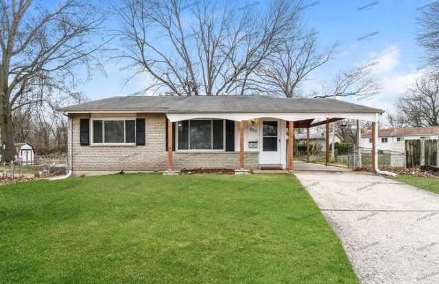 220 Versailles Drive photos photos