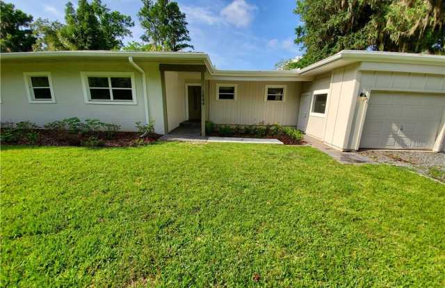 1544 SE 13TH STREET - 1544 Southeast 13th Street, Ocala, FL 34471