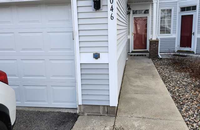 2046 Mainstreet - 1 photos photos