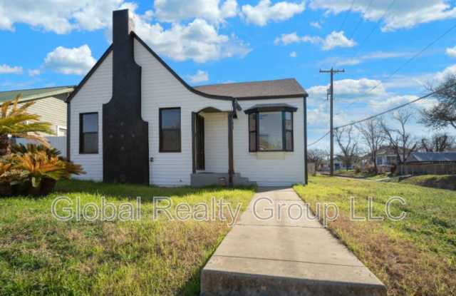 202 Rockwood Ct photos photos