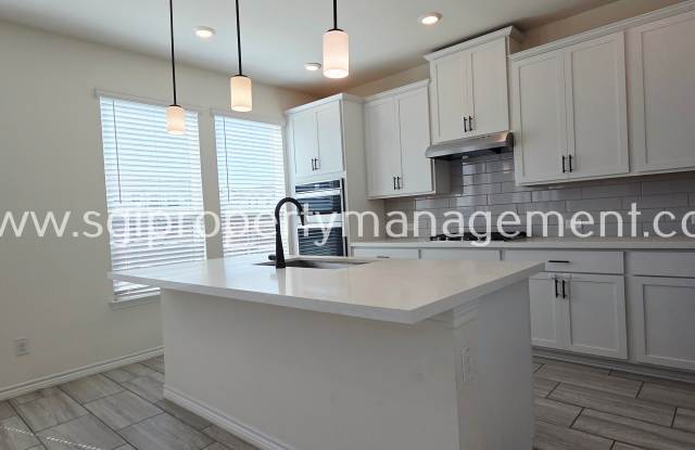 1826 Aslynn Cir Gallery 3