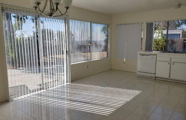 11820 Elkins Cove Gallery 2