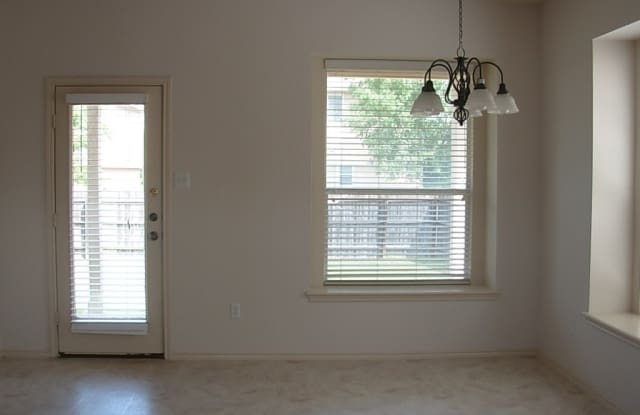 Awesome 3/2.5/2 in Grand Oaks! Gallery 1