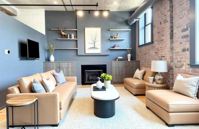 817 West Washington Blvd. photos photos