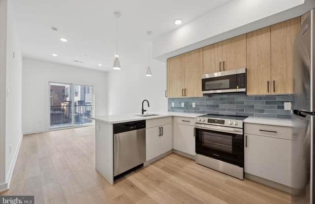 2020 FRANKFORD AVENUE photos photos
