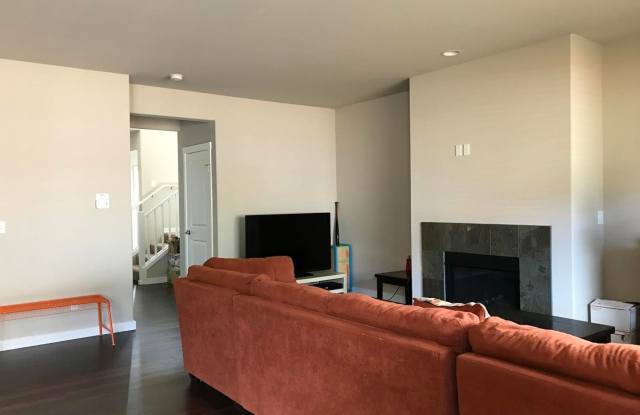 3041 Puget Meadow Loop Northeast Gallery 2