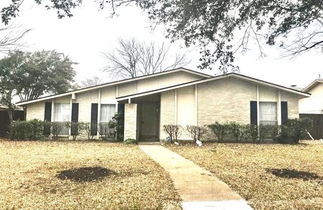 936 W Spring Creek Parkway - 936 West Spring Creek Parkway, Plano, TX 75023