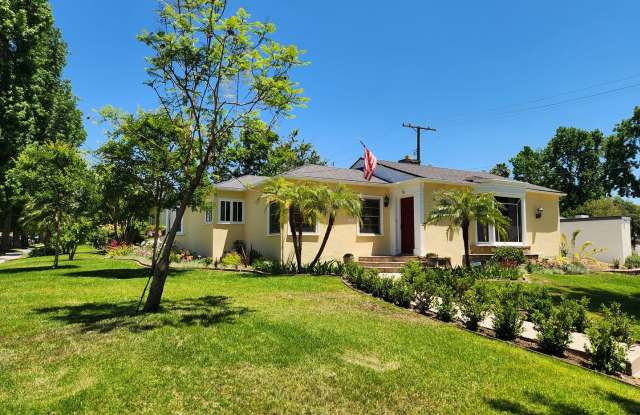 Gorgeous 3 beds | 4 baths house in Riverside Rancho area! Contact us for more details. photos photos