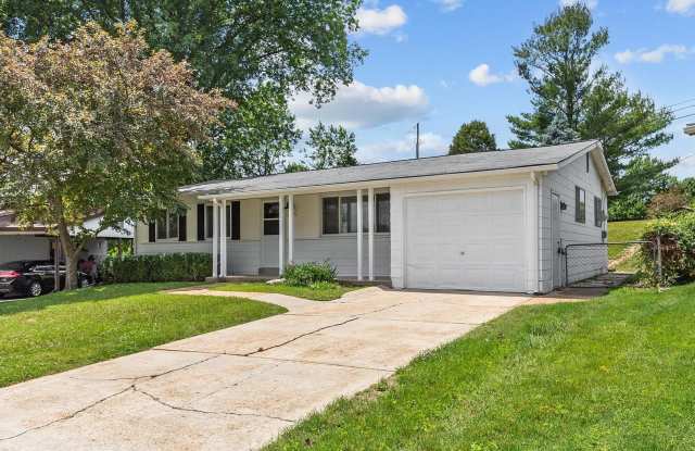 Spacious 3-Bedroom Home in Desirable Maryland Heights Gallery 3